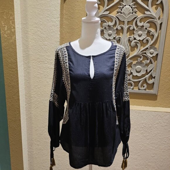 Sweet Magnolia Embroidered Boho S Black Tunic W & Tassel  S - Picture 1 of 9